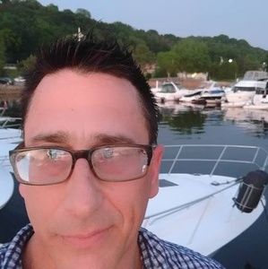 Meet your Posher, Scott